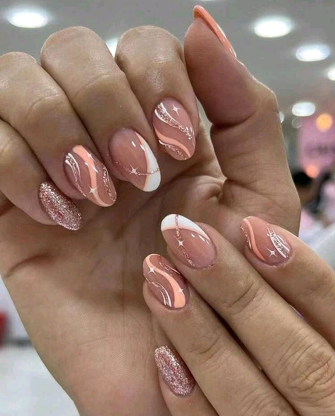 Nails - glitzy