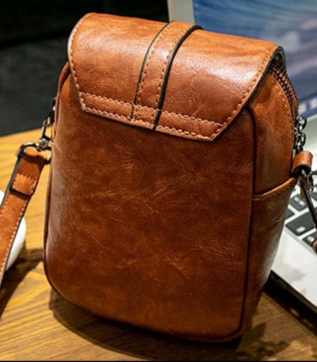 luxury tan brown leather shoulder crossbody bag