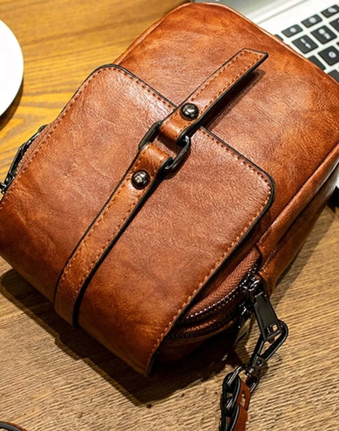 luxury tan brown leather shoulder crossbody bag
