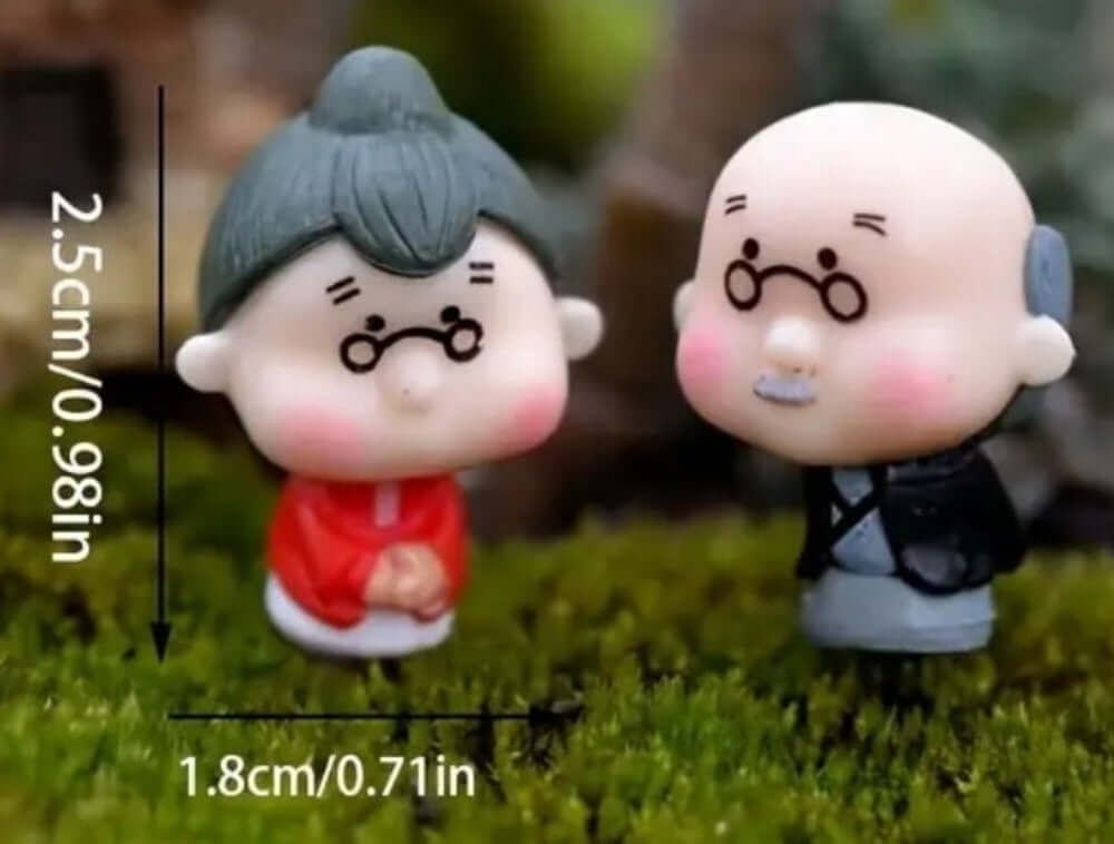 cute older couple resin cake topper
