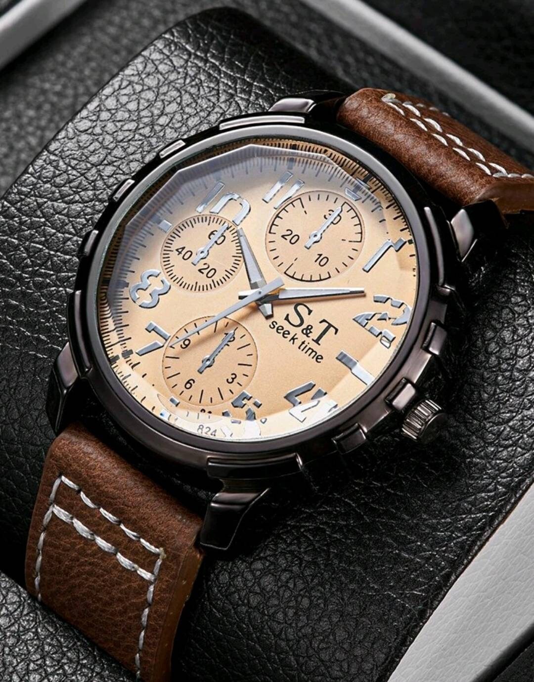 Watch - black brown quartz