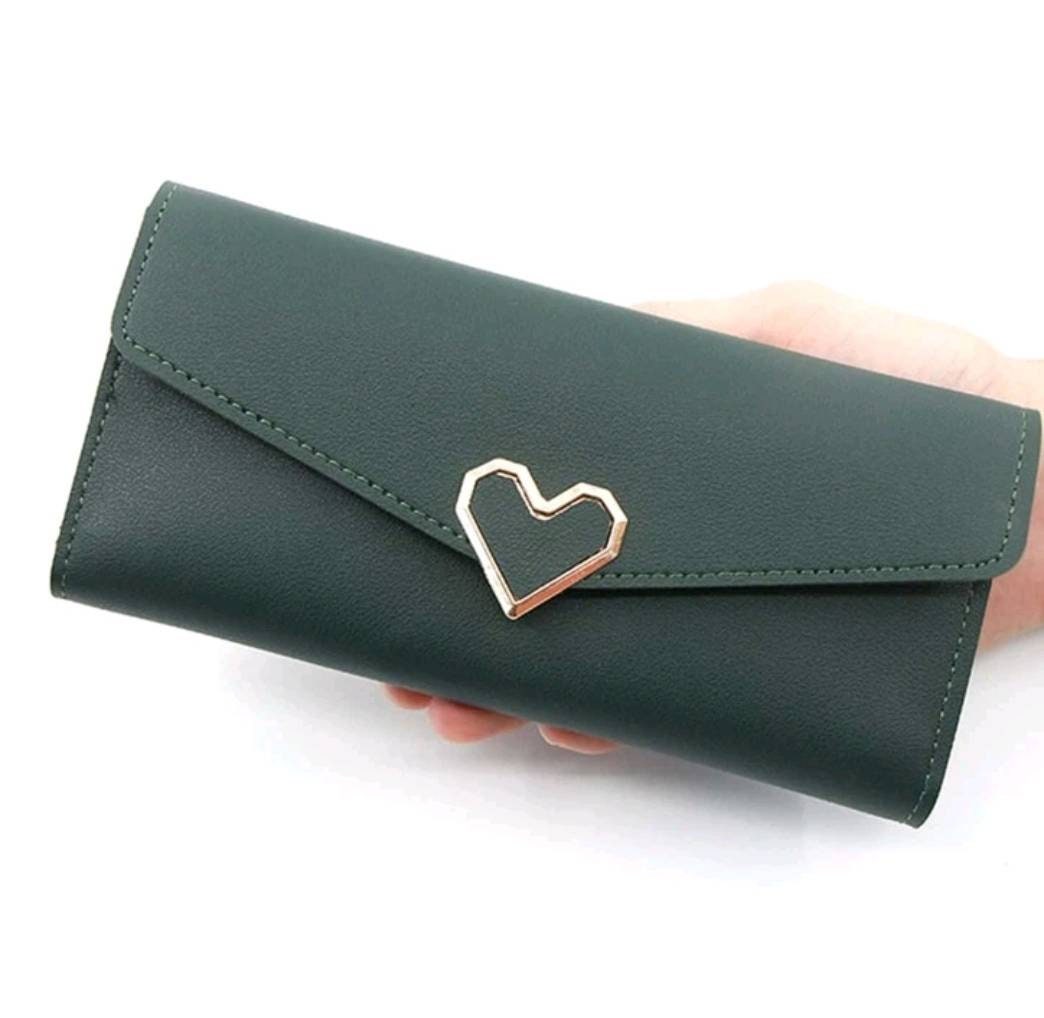 Purse - stunning long green heart
