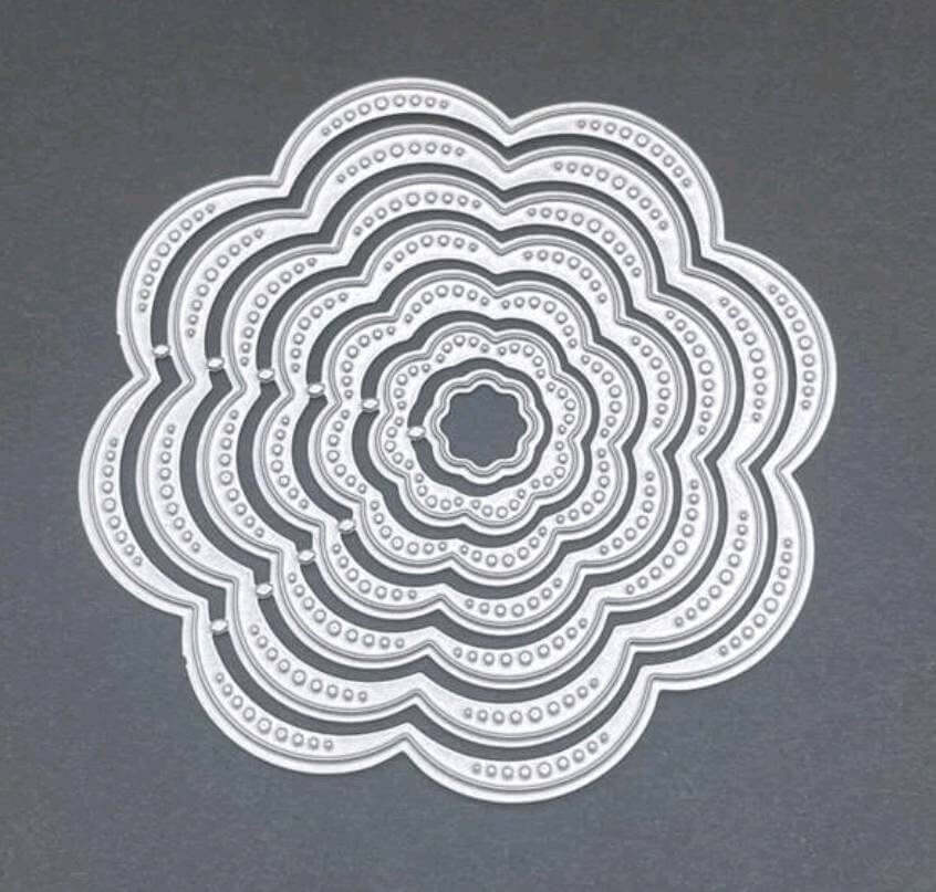 Craft - metal die - floral Nesting frames
