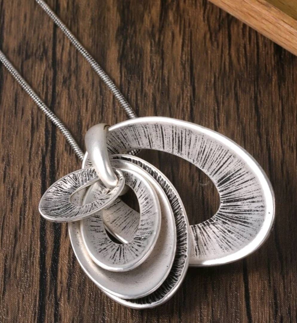 Necklace Set - Silver oval