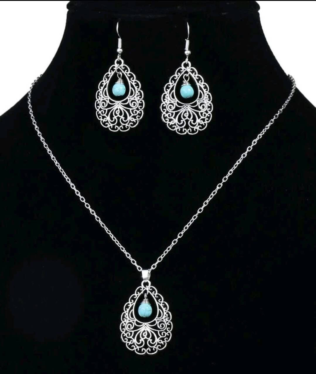 Jewellery Set - Boho turquoise necklace and earrings