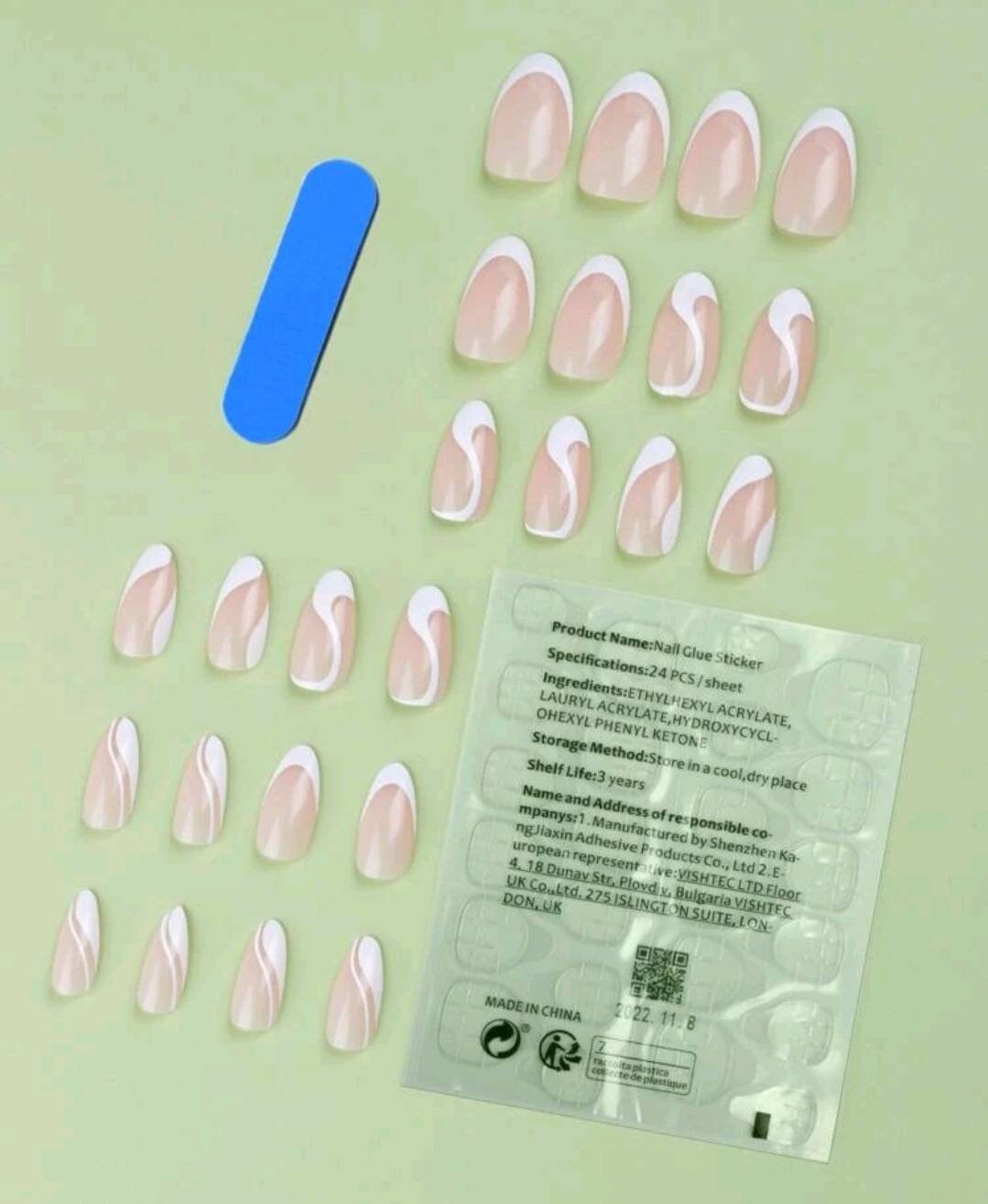 Nails - white