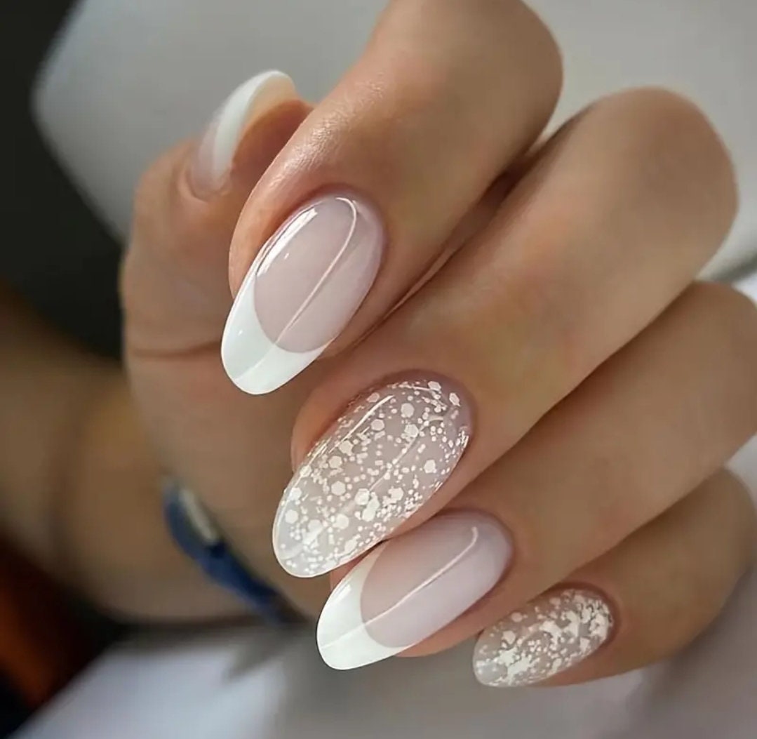white glitter false nails
