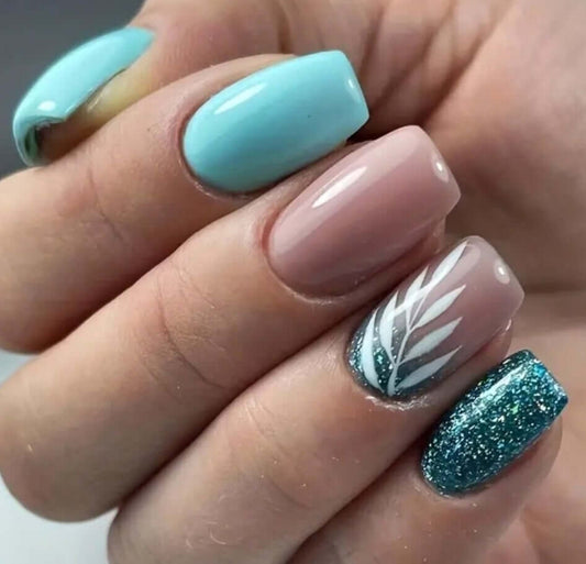Nails - blue floral