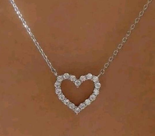 NECKLACE - glitzy silver heart