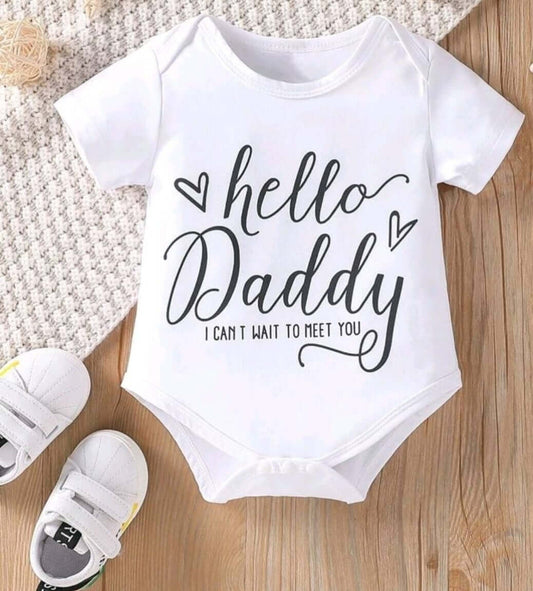 newborn baby announcement bodysuit 3-6 months hello daddy