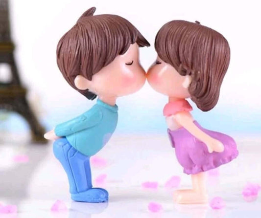 cute couple kissing resin cake topper