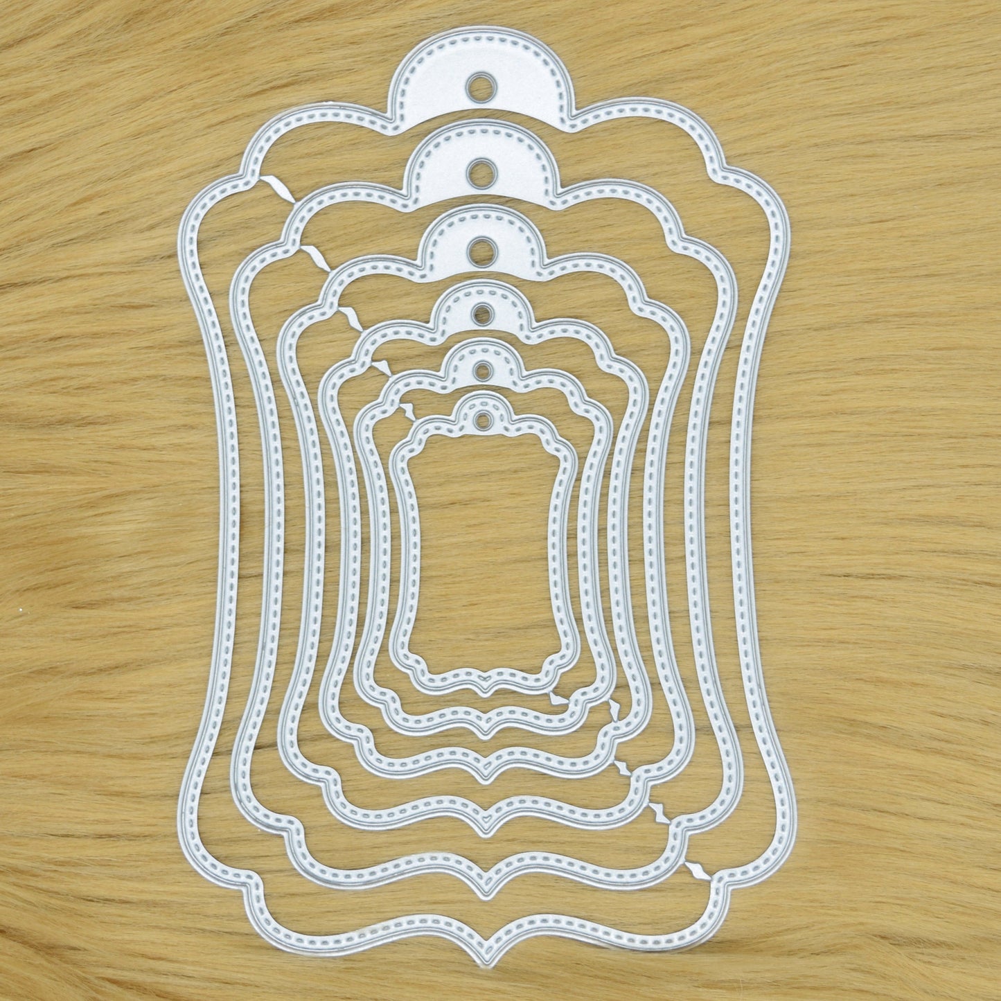 Craft - metal die - Nesting - tags