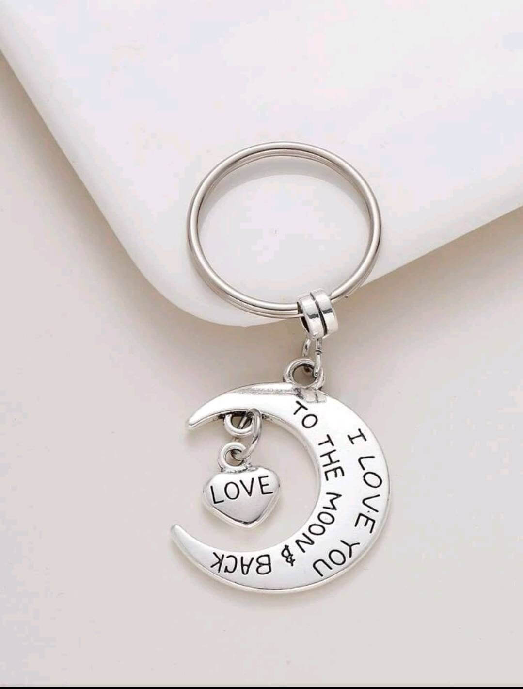 Keyring - I love you to the moon and back
