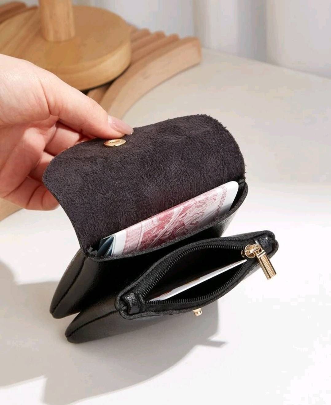 Purse - stunning black leather