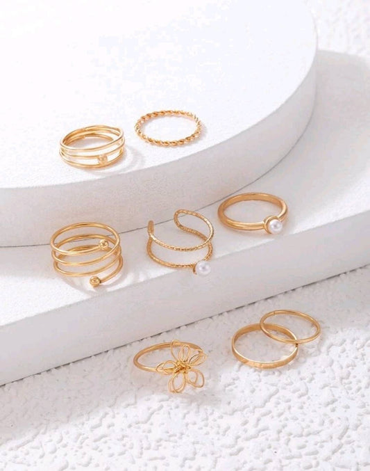 Rings Set (K-P) - gold stackable (8)