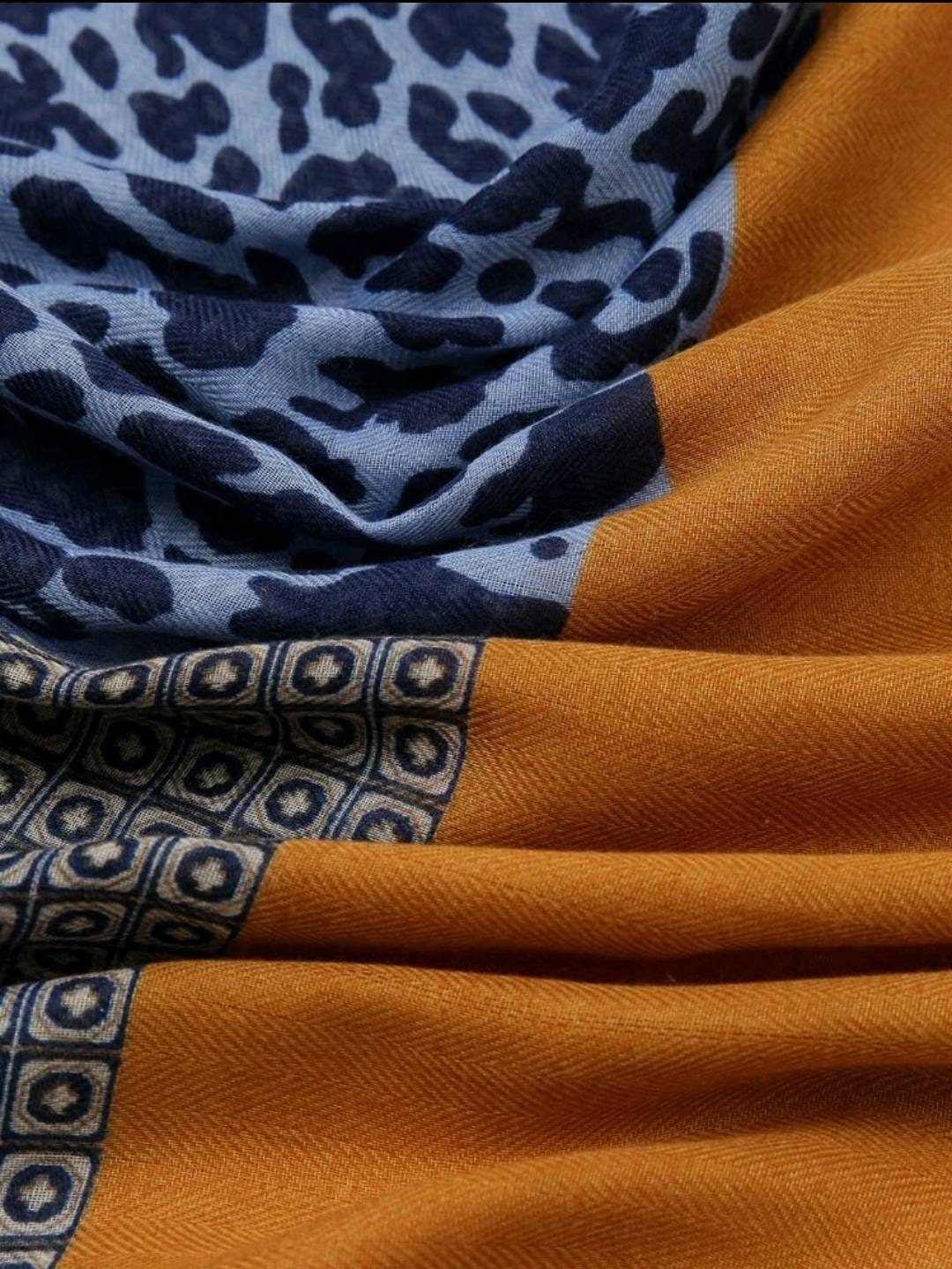 Scarf - stunning autumnal