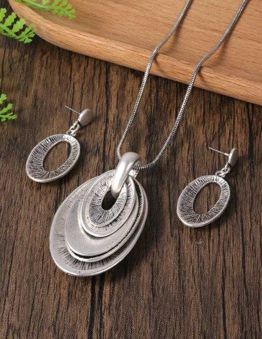 Necklace Set - Silver oval