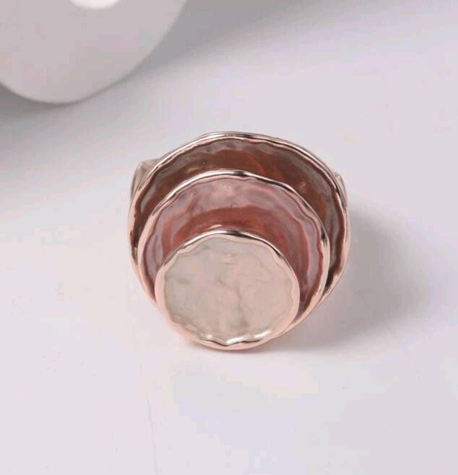 Ring (O) - silver brown layered