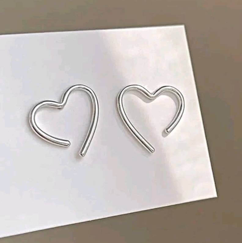 silver heart stud earrings