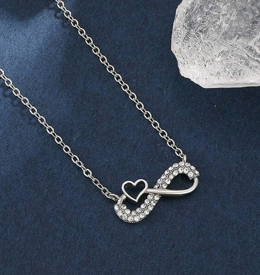 Necklace - silver heart infinity
