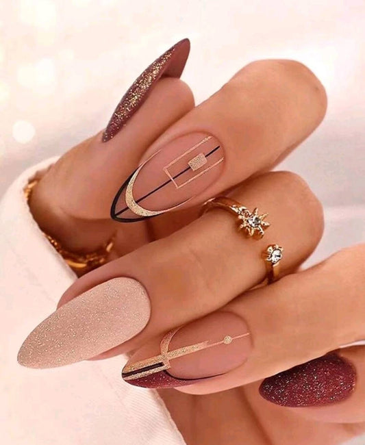 Nails - glitzy almond