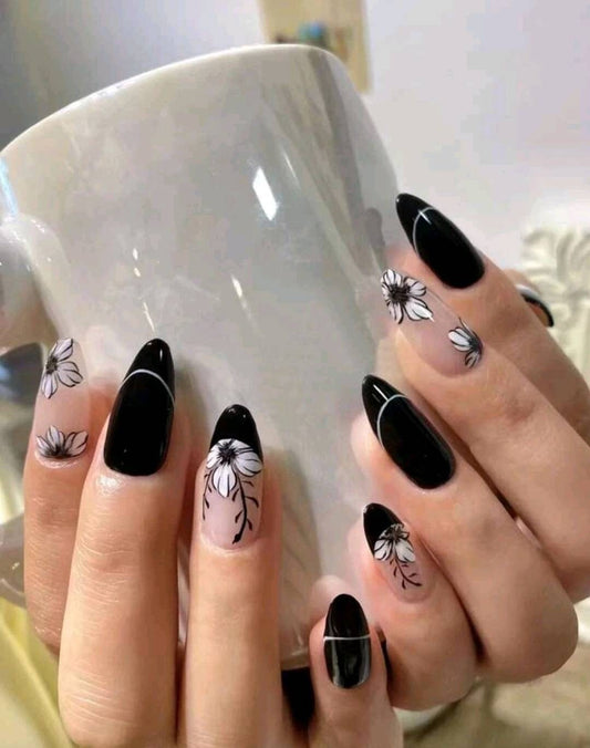 Nails - glitzy black floral