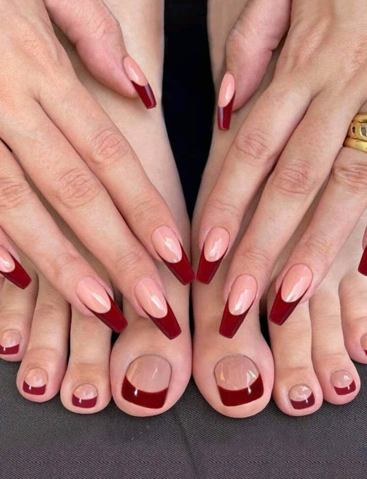 Nails - deep red