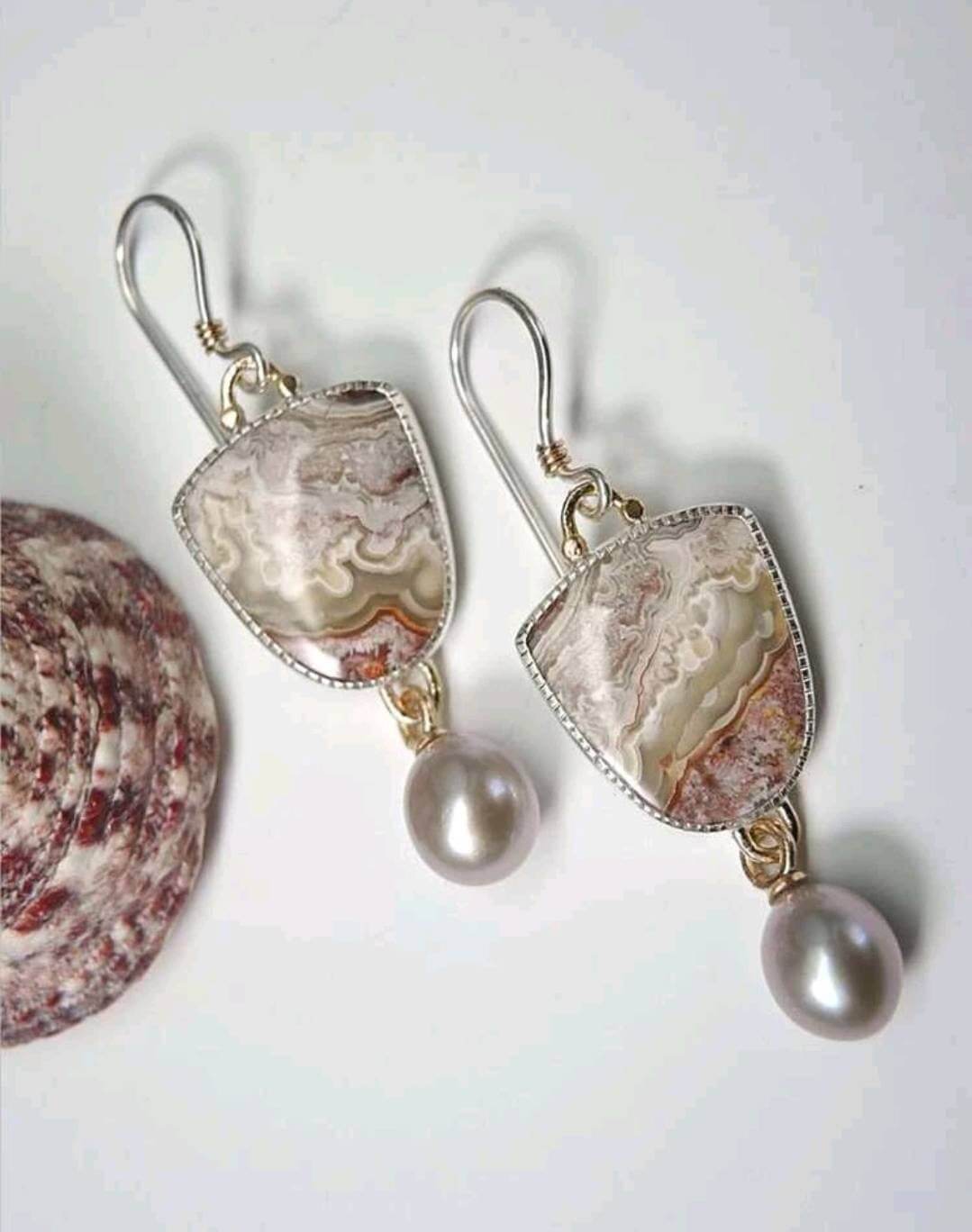 Earrings - faux Pearl drop