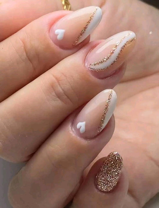 Nails - gold