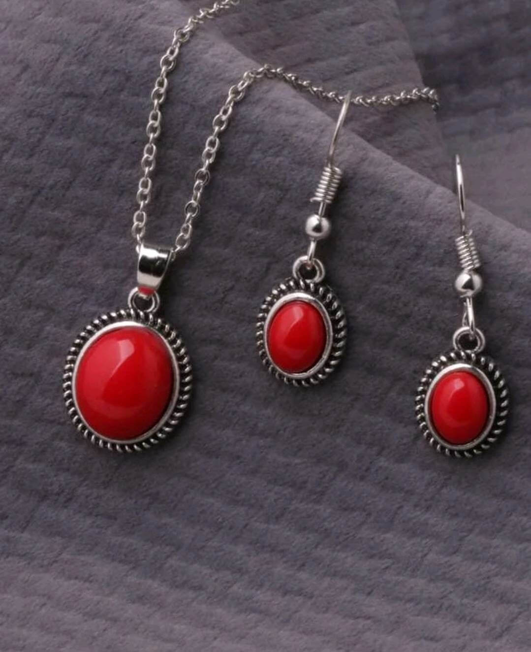 Jewellery Set - red necklace earrings