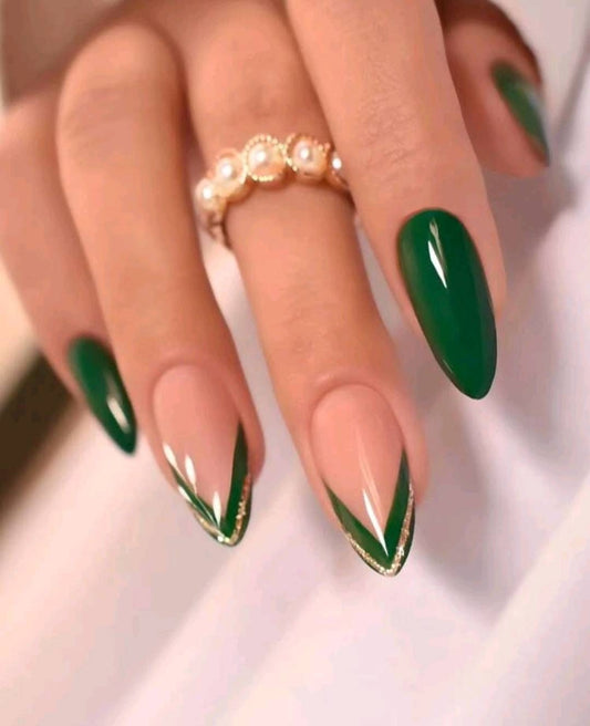 Nails - green