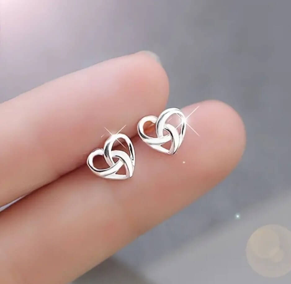 Earrings - knot heart studs