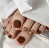 Nails - burgundy (toes)